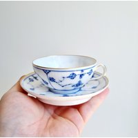 Royal Copenhagen Gerippte Miniatur-Kaffeetasse Mit Untertasse - Vintage Aus Den 1890Ern Goldrand Handbemalt von VintageStoryDesign