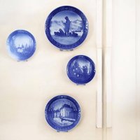 Royal Copenhagen - Weihnachtsteller Aus Porzellan, 1981 Royal Copenhagen - Weihnachtsteller Aus Porzellan, 1981 von VintageStoryDesign