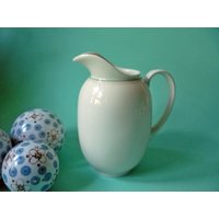 Alter Wasser Krug, Alte Milchkanne, Saft Kanne, Aus Den 1940Er Jahren, Porzellanfabrik Arzberg - Vintage Alter Wasser Krug, Alte Milchkanne, Saft Kanne, Aus Den 1940Er Jahren, Porzellanfabrik Arzberg - Vintage von VintageTroedlerei