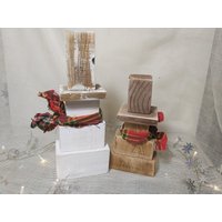 2 Stück Verliebtes Schneemann-Pärchen Aus Holz. Rustikale Schneemann Tischdeko. Recyceltes Holz Handgefertigtes Umweltfreundliches Dekor von VintageWarmSoul