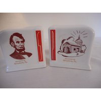 Vintage Art-Deco Weiß Rote Keramik Salz & Pfeffer Set Lincoln Gettysburg Souvenir von VintageWoofatorium