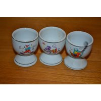 3x Vintage Porzellan Eierbecher 70Er Jahre Retro Mid Century Space Age Shabby Chic Landhausstil von VintageandGlory