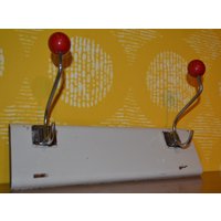 True Vintage Garderobe /Hakenleiste 50Er Jahre Rockabilly Mid Century Retro True Vintage Garderobe /Hakenleiste 50Er Jahre Rockabilly Mid Century Retro von VintageandGlory