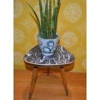 Vintage Blumenhocker 60Er Hocker Rockabilly Retro Mid Century Fifties Shabby Chic Landhausstil von VintageandGlory