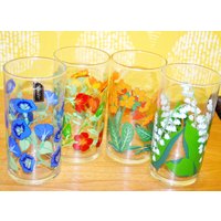Vintage Gläser Set Bunt 70Er Jahre. Retro Mid Century Space Age Seventies Shabby Chic Landhausstil von VintageandGlory