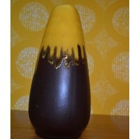 Vintage Keramik Vase Gelb /Braun Model 6081-25 70Er Jahre Retro Design Mid Century Space Age von VintageandGlory