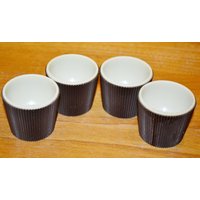 Vintage Kunststoff Eierbecher Braun/Beige Egg Cups Seventies 50Er Jahre Retro Mid Century Shabby Chic Landhausstil von VintageandGlory