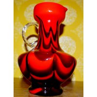 Vintage Opaline Glas Vase Rot /Weiß 60Er 70Er Jahre Seventies Made in Italy Retro Design Mid Century Space Age von VintageandGlory