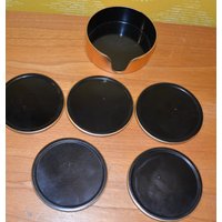 Vintage Untersetzer Blech Schwarz /Goldfarben Coasters Landhausstil Shabby Chic 70Er Jahre Retro Mid Century von VintageandGlory