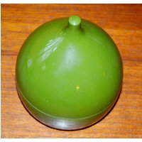 Vintage Untersetzer Lauritz Lonborg Kunststoff Grün Retro 70Er Jahre Mid Century Space Age Shabby Chic Landhausstil von VintageandGlory