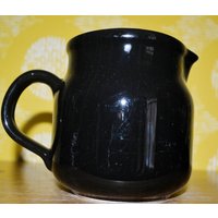 Waechtersbach Kanne 70Er Jahre 14cm Uni Schwarz Seventies Wächtersbach Retro Mid Century Shabby Chic Landhausstil Waechtersbach Kanne 70Er Jahre 14cm Uni Schwarz Seventies Wächtersbach Retro Mid Century Shabby Chic Landhausstil von VintageandGlory