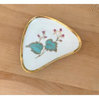 Jahrgang Schmuck Schale Alka Bavaria Sanssouci Deutschland 1940 Dreieckige Gold Trim Floral Trinket Tablett Midcentury von VintagebyJulienne