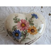 Vintage Wand Vase, Herz Vase Gemarkt, Original Ulmer Keramik von Vintagegardenbybb
