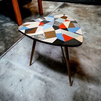 Mid Century Nierentisch Aus Den 1950Er Jahren Mit Glasplatte Mid Century Nierentisch Aus Den 1950Er Jahren Mit Glasplatte von VintageheavenGermany