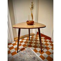 Mid Century Rockabilly Nierentisch Aus Den 1950Er Jahren Mid Century Rockabilly Nierentisch Aus Den 1950Er Jahren von VintageheavenGermany