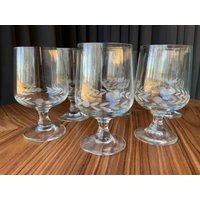 Vintage Gravierte Weingläser - Set Mit 6 Stück Vintage Gravierte Weingläser - Set Mit 6 Stück von VintageshopLatvia