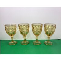 4 Fostoria Münze Glasbecher, Vintage Blasses Gold Becher, Stemed 6 1/2 "Becher, Wasserbecher, Mint von VintagevaluablDesign