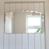 Gewölbter Bogenkanten-Wandspiegel Mid Century Deco Rahmenloses Beveled Glass von VintologyUK