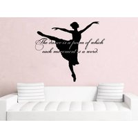 Ballerina-Vinyl-Wandtattoo Der Tanz Ist Ein Gedicht Zitat Aufkleber Kinderzimmer Mädchen Zimmer Home Decor Ms69 Ballerina-Vinyl-Wandtattoo Der Tanz Ist Ein Gedicht Zitat Aufkleber Kinderzimmer Mädchen Zimmer Home Decor Ms69 von VinylDecals2U