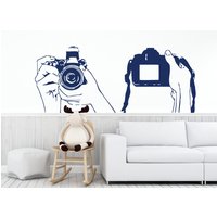 Foto Wand Aufkleber Kamera Vinyl Hand in Studio Dekor Schlafzimmer Kunst Fenster Chu1352 von VinylDecals2U
