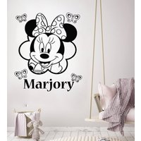 Wand Aufkleber Name Minnie Mouse Personalisierte Custom Kinderzimmer Vinyl Kinder Baby Mädchen Zimmer Home Decor Schmetterling Ms357 von VinylDecals2U