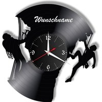 Climbing Schallplattenuhr Vinyl Retro Wanduhr Mit Wunschnamen Individuell, Geschenk, Wohnzimmer, Geburtstag, Made in Germany von VinylclockFranken