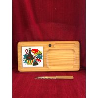 Vintage Retro Boxed Holz Und Fliese Käse Schneidebrett Mit Messer 13" X 6, 5" Um 1970 von VioletsEmporiumStore