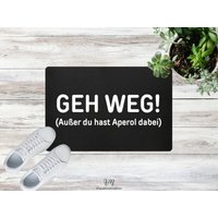 Lustige Fußmatte | Geh Weg Moderner Fußabtreter Schwarz, Pink Weihnachtsgeschenk Für Frau Statement Aperol Geschenkidee Freundin Lustige Fußmatte | Geh Weg Moderner Fußabtreter Schwarz, Pink Weihnachtsgeschenk Für Frau Statement Aperol Geschenkidee Freundin von VisualmotivationDE