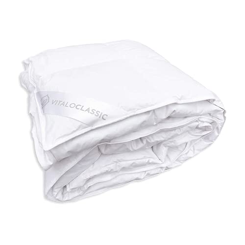 VitaloClassic Sommer Daunen-Decke - extra-leichte Bettdecke - 100% Daunenfüllung - Allergiker-geeignete Öko-Tex Steppdecke Wärmeklasse 1-155x220 cm Weiß VitaloClassic Sommer Daunen-Decke - extra-leichte Bettdecke - 100% Daunenfüllung - Allergiker-geeignete Öko-Tex Steppdecke Wärmeklasse 1-155x220 cm Weiß von VitaloBett