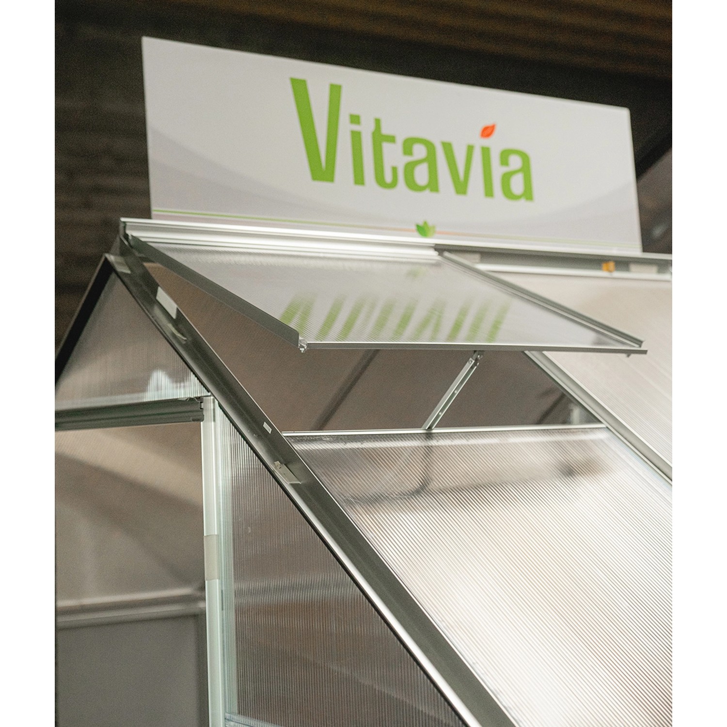 Vitavia Alu-Dachfenster Comet ohne Glas 62,2 cm x 57,2 cm Aluminium von Vitavia