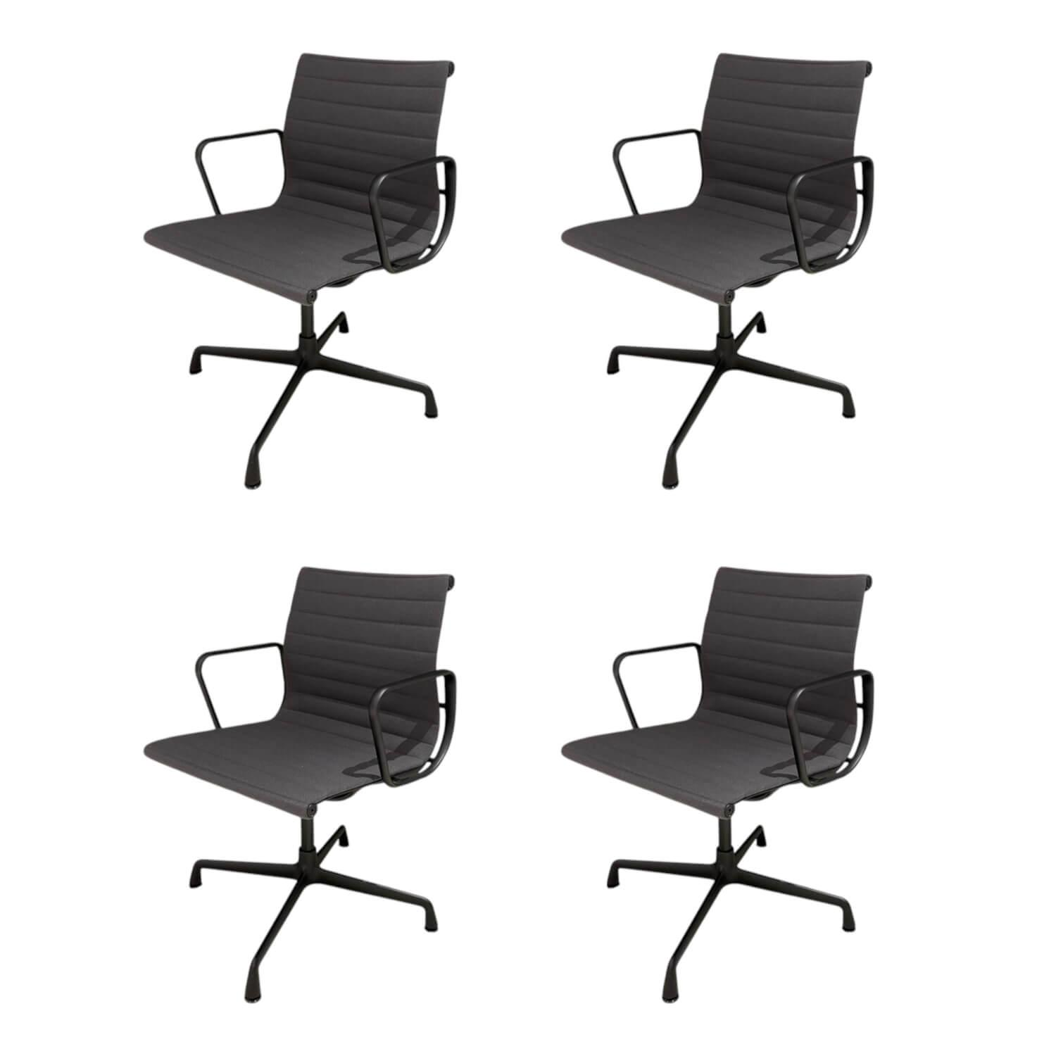 4er-Set Armlehnstuhl EA104 Stoff Hopsak 05 Dunkelgrau Drehgestell Aluminium Tief... 4er-Set Armlehnstuhl EA104 Stoff Hopsak 05 Dunkelgrau Drehgestell Aluminium Tief... von Vitra