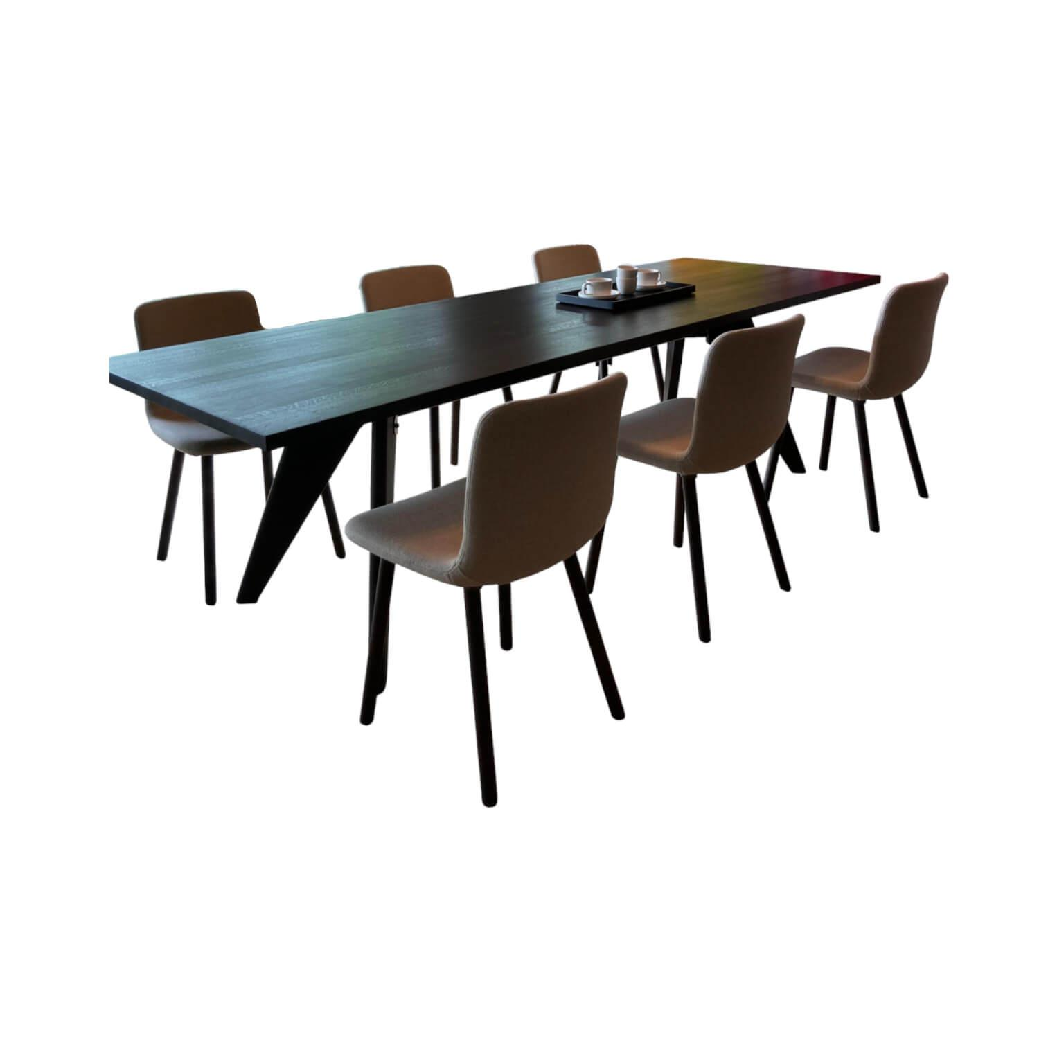 Esstischgruppe Mit Tisch S.A.M. Bois Tischplatte Eiche Massivholz Dunkel Gebeitz... Esstischgruppe Mit Tisch S.A.M. Bois Tischplatte Eiche Massivholz Dunkel Gebeitz... von Vitra