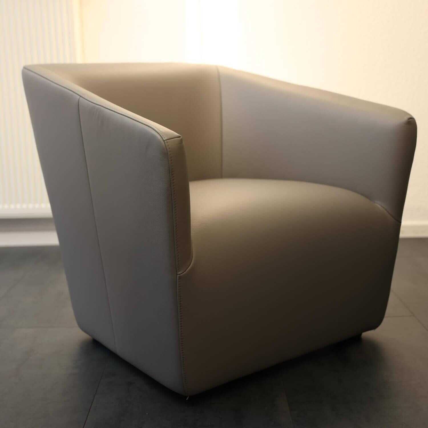 Sessel Occasional Lounge Chair Leder Premium L40 Granit von Vitra