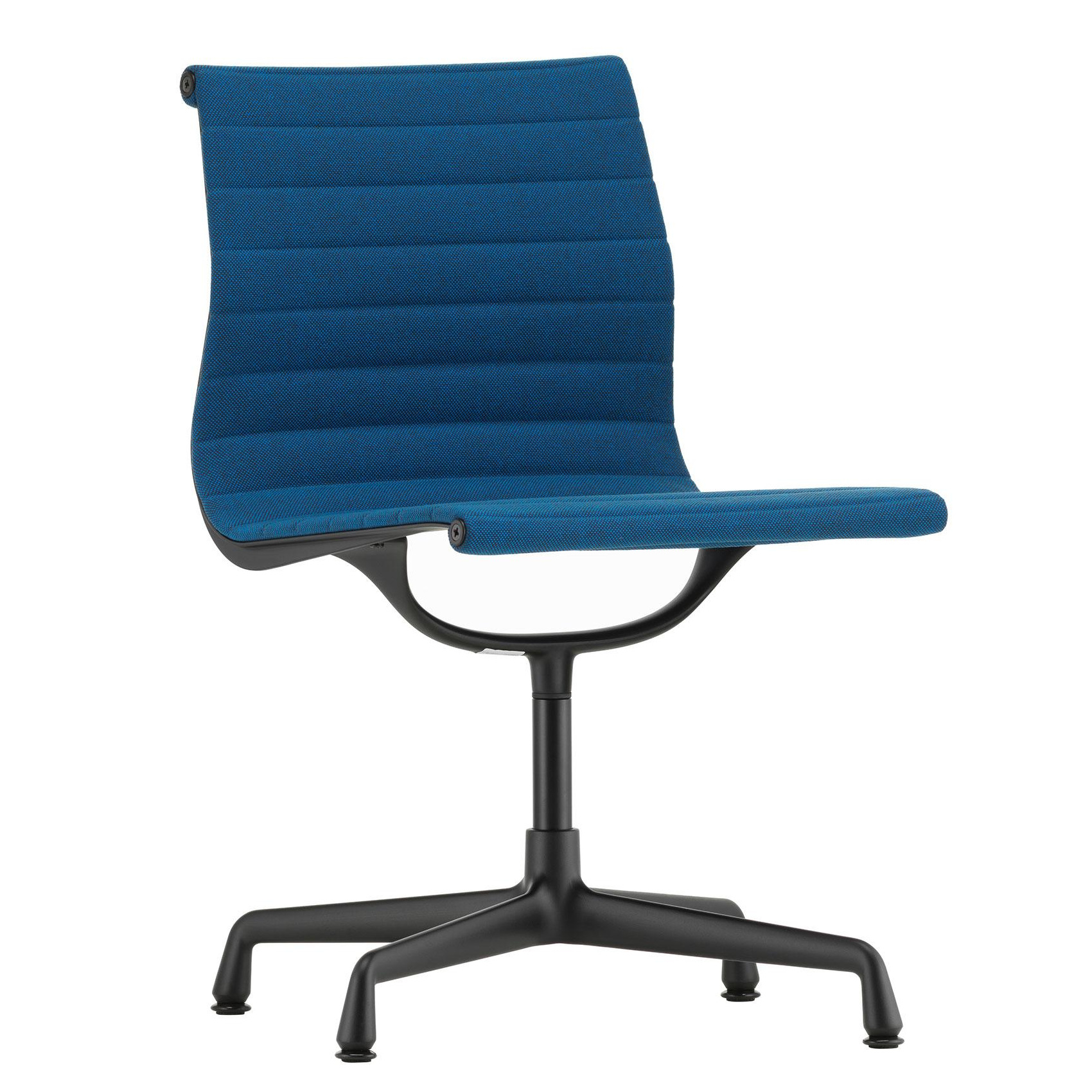 Vitra - EA 101 Aluminium Chair Gestell schwarz - blau/moorbraun/Sitzfläche Stoff Hopsak 84/Gestell deep black pulverbeschichtet/BxHxT 50x84,5x52,5cm von Vitra