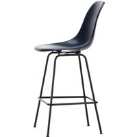 Vitra - Eames Fiberglass Barstuhl, medium, basic dark / navy blue (Filzgleiter) von Vitra