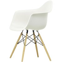 Vitra - Eames Plastic Armchair DAW, Esche honigfarben / weiß (Filzgleiter weiß) von Vitra