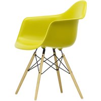 Vitra - Eames Plastic Armchair DAW RE, Esche honigfarben / senf (Filzgleiter weiß) von Vitra