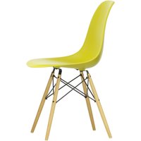 Vitra - Eames Plastic Side Chair DSW RE, Ahorn gelblich / senf (Kunststoffgleiter weiß) von Vitra