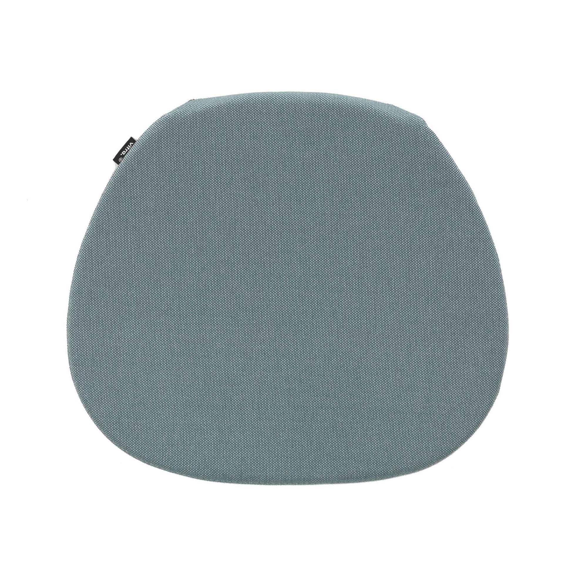 Vitra - Soft Seats Outdoor Sitzkissen Typ B - weiß, stahlblau/Simmons (83 % Polypropylen, 17 % Polyester)/LxBxH 41,5x37x2cm von Vitra