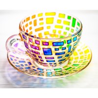 Farbenfrohe Teetasse Und Untertasse Im Set Personalisierte Teeparty-Gastgeschenke von Vitraaze