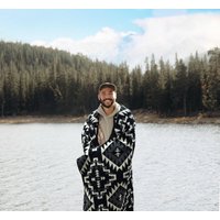 Alpaka-Decke | Weiche Wendedecke Alpaka-Wolle Queen Oder Throw-Größe Handwerklich/Ecuador/Schwarz & Off-White/Handarbeit/Geschenk Für Ihn von Viva7Sages