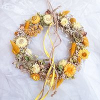 Gelber Trockenblumenkranz Türkranz Trockenblumendeko Kranz Türdeko Wanddeko Bäuerlicher Geschenkidee Strohblumenkranz Gelber von VivalafloraDE