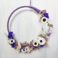 Lila Weißer Trockenblumenloop Türkranz Trockenblumenring Trockenblumenkranz Trockenblumendeko Boho Strohblumen Türdeko Wanddeko Geschenkidee von VivalafloraDE