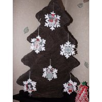Packung Mit 6 Baumschmuck - Handgemachte Stickerei Kreuzstich Und Perlen von Vivelabroderie