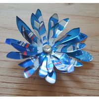 Verkauf - Recycled Blumen Magnete L, Aus Aluminiumdose -Upcycled Budweiser Und Andere Sorten Gemacht. Einzigartige Geschenkidee von ViviansCreationsHH