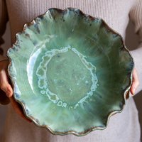 Handmade Ceramic Big Green Fruit/Salad Bowl Stone Texture Decorative Centerpiece Durable Stoneware Wedding Gift Fine Dining von VoilaCreativeStudio