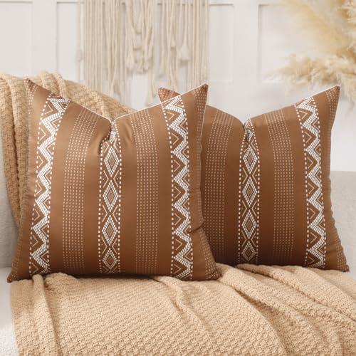 Voreppy Kissenbezug Boho 45x45 Braun Bohemian Retro Ethno Muster Geometrische Outdoor Kissen Sofakissen Dekokissen Bauernhaus Zierkissenbezug für Sofa Zuhause Schlafzimmer 2er Set Voreppy Kissenbezug Boho 45x45 Braun Bohemian Retro Ethno Muster Geometrische Outdoor Kissen Sofakissen Dekokissen Bauernhaus Zierkissenbezug für Sofa Zuhause Schlafzimmer 2er Set von Voreppy