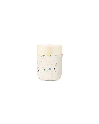 W&P Porter Keramiktasse mit schützender Silikonhülle, Terrazzo-Creme, 340 ml, für unterwegs, wiederverwendbare Tasse für Kaffee oder Tee, tragbar, spülmaschinenfest von W&P