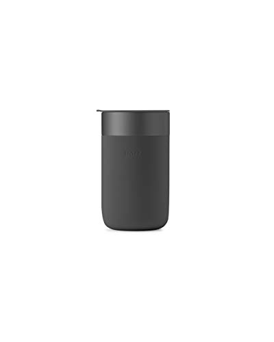 W&P Porter Keramiktasse mit schützender Silikonhülle, anthrazit, 473 ml, für unterwegs, kein Verschluss, wiederverwendbarer Becher für Kaffee oder Tee, tragbar, spülmaschinenfest W&P Porter Keramiktasse mit schützender Silikonhülle, anthrazit, 473 ml, für unterwegs, kein Verschluss, wiederverwendbarer Becher für Kaffee oder Tee, tragbar, spülmaschinenfest von W&P