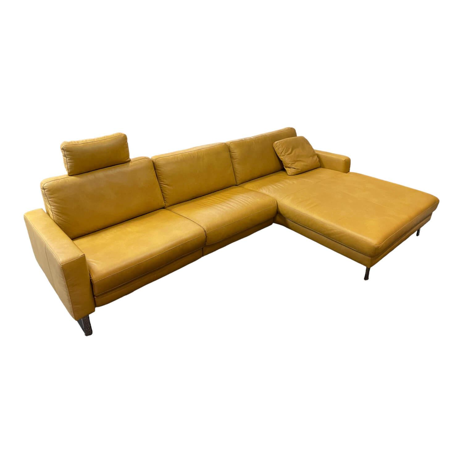 Sofa Miroo Bezug Leder Z69 Farbe 52 Kurkuma von W. Schillig